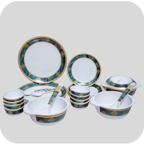 DINNERWARE
